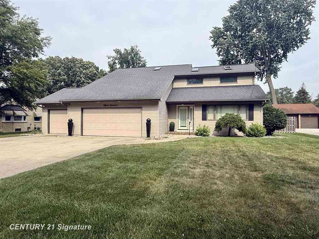 Homes For Sale - 1500 Hemmeter Road <br/> Saginaw, MI 48638