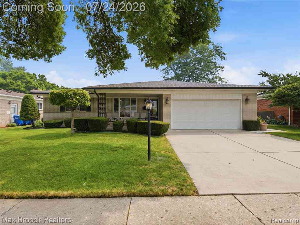 Homes For Sale - 30056 Blancke Drive <br/> Warren, MI 48093