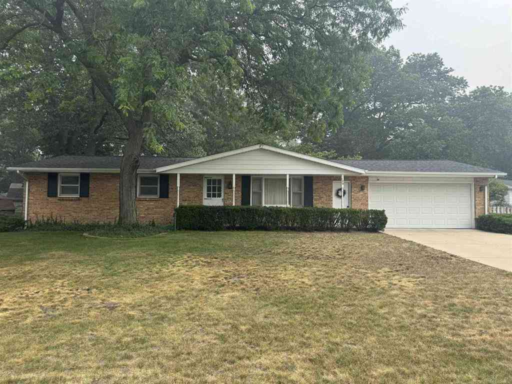 Homes For Sale - 120 Beth Street <br/> Holland, MI 49424