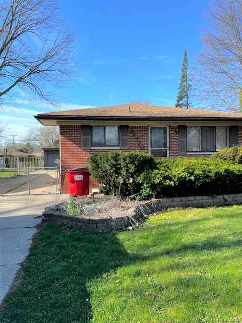 Homes For Rent - 24720 Manila Street <br/> Macomb County, Harrison Township, MI 48045