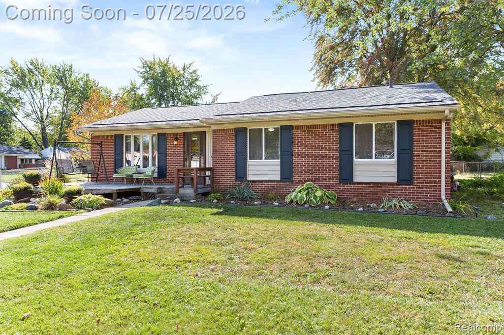 Homes For Sale - 10696 Van Buren Lane <br/> Belleville, MI 48111