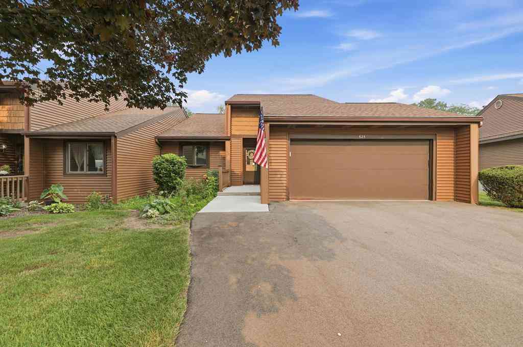 Condo For Sale - 625 Maple Creek Drive  #35<br/> Holland, MI 49423