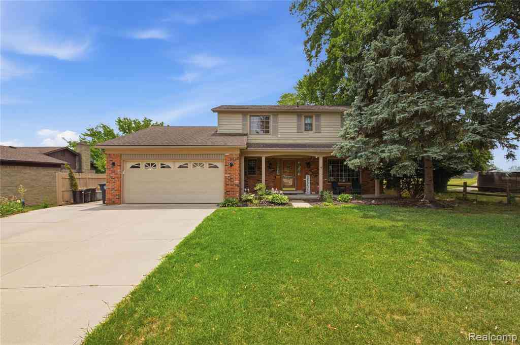 Homes For Sale - 33665 Curtis Road <br/> Livonia, MI 48152