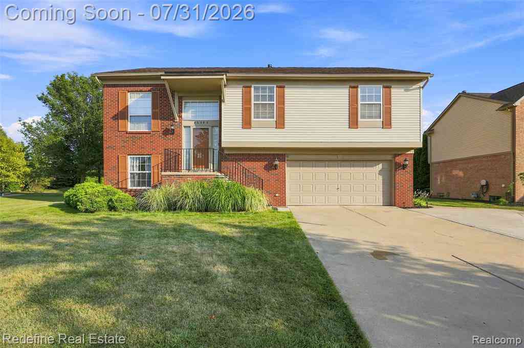 Homes For Sale - 45543 Michael Court <br/> Canton, MI 48188