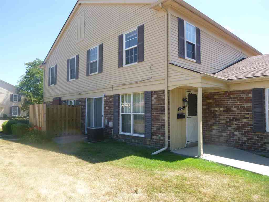 Condo For Rent - 34272 Garfield Circle <br/> Macomb County, Fraser, MI 48026