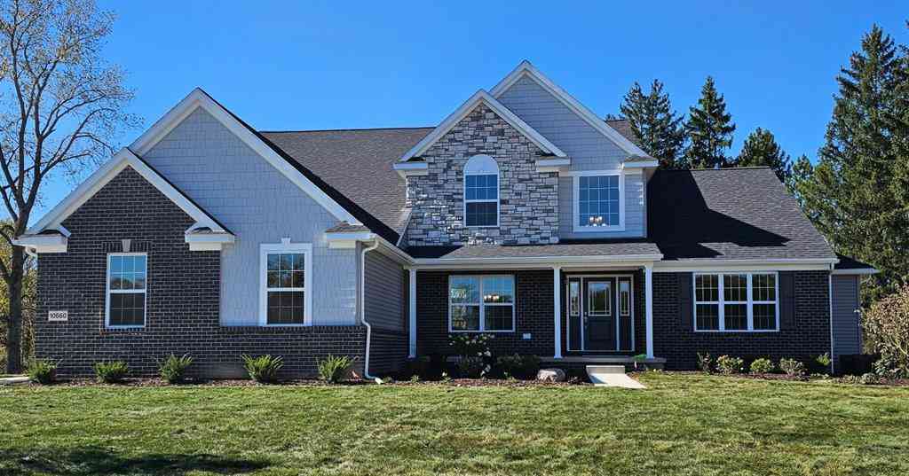 Homes For Sale - 9752 Ella Lee Court <br/> Saline, MI 48176
