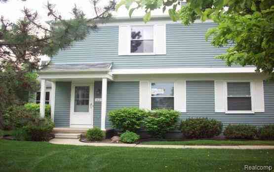 Condo For Rent - 1625 Mariner Drive <br/> Walled Lake, MI 48390
