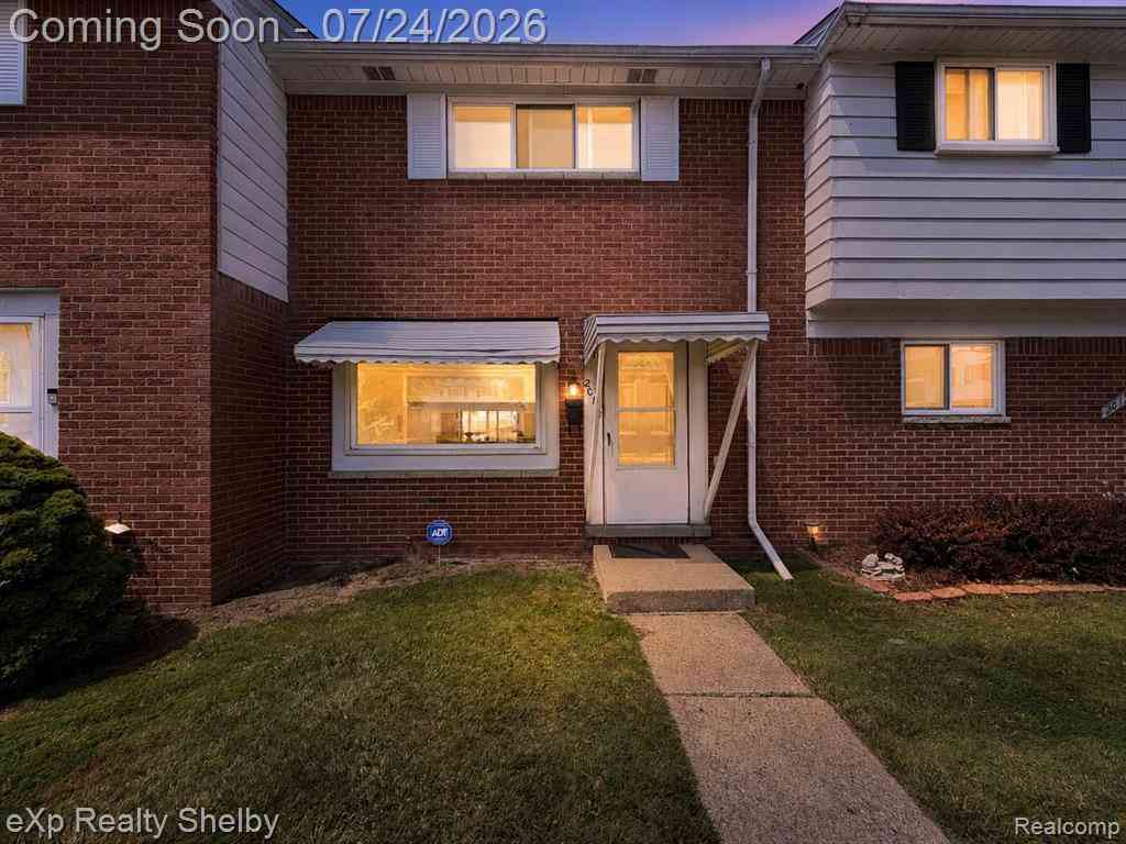 Condo For Sale - 20115 Merle Court <br/> Clinton Township, MI 48035