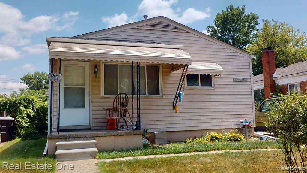 Homes For Sale - 19154 Antago Boulevard <br/> Livonia, MI 48152