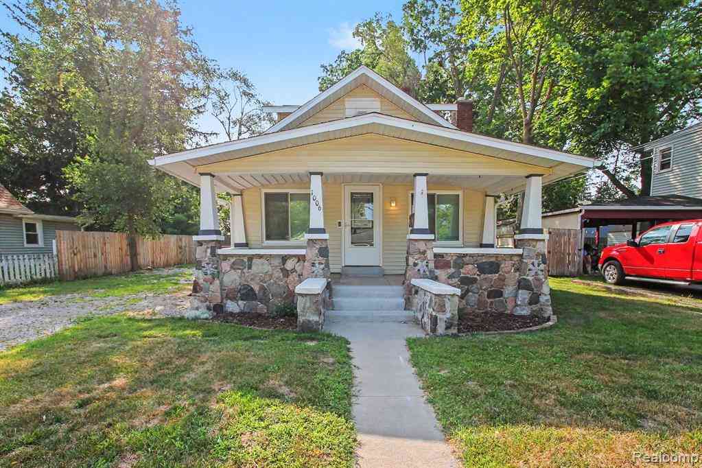 Homes For Sale - 1006 Granger Street <br/> Fenton, MI 48430