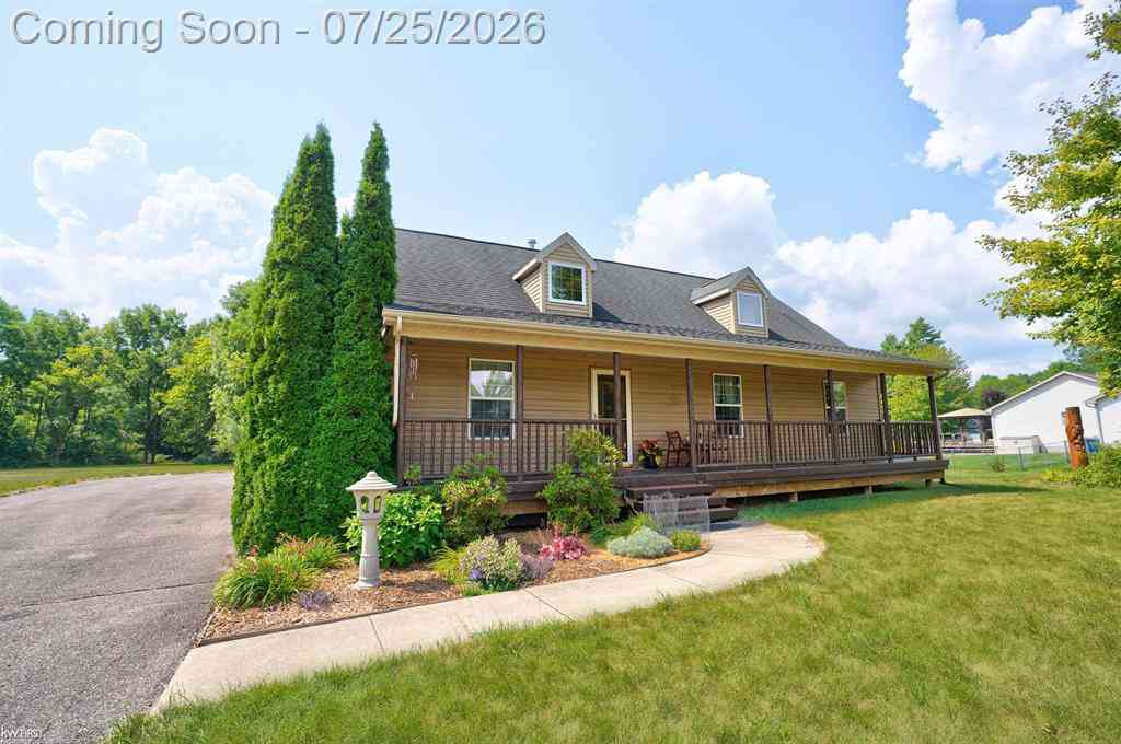 Homes For Sale - 1201 Lexa Lane <br/> Flint, MI 48507