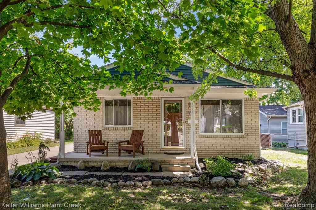 Homes For Sale - 227 S Dorchester Avenue <br/> Royal Oak, MI 48067