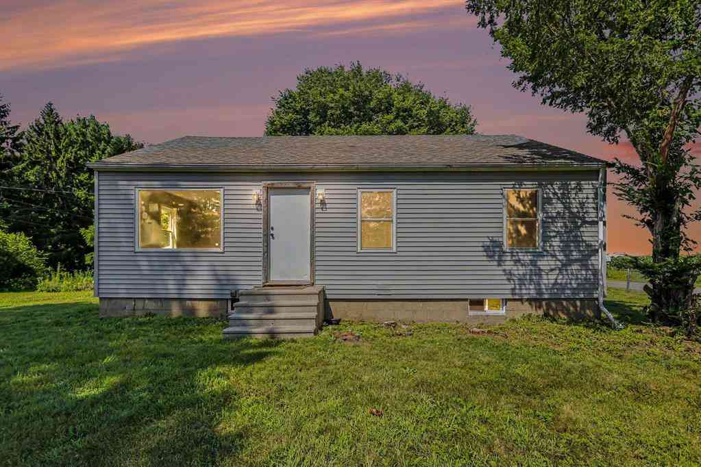 Homes For Sale - 10906 Pucker Street <br/> Niles, MI 49120