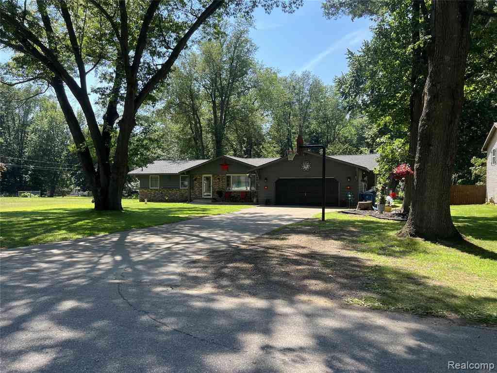 Homes For Sale - 1439 Ivanhoe Road <br/> Ludington, MI 49431