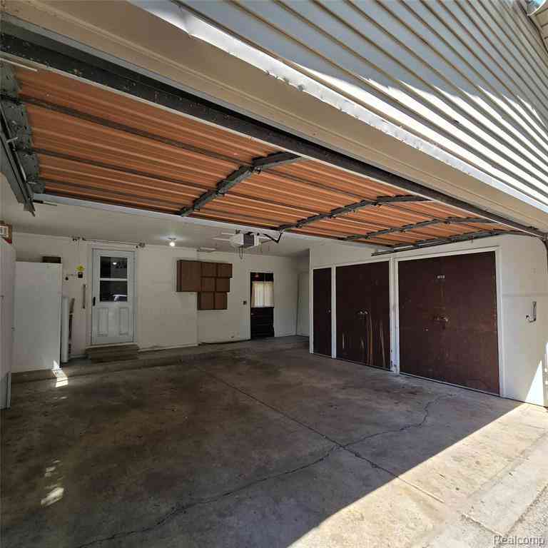 Homes For Rent - 311 Nevada Avenue <br/> Rochester, MI 48309