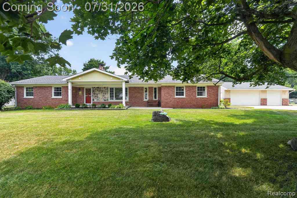 Homes For Sale - 25650 Glamorgan  <br/> Novi, MI 48374
