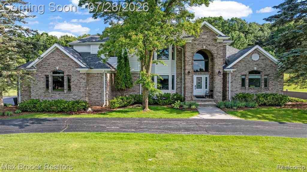 Homes For Sale - 6827 Strawberry Lane <br/> Clarkston, MI 48348