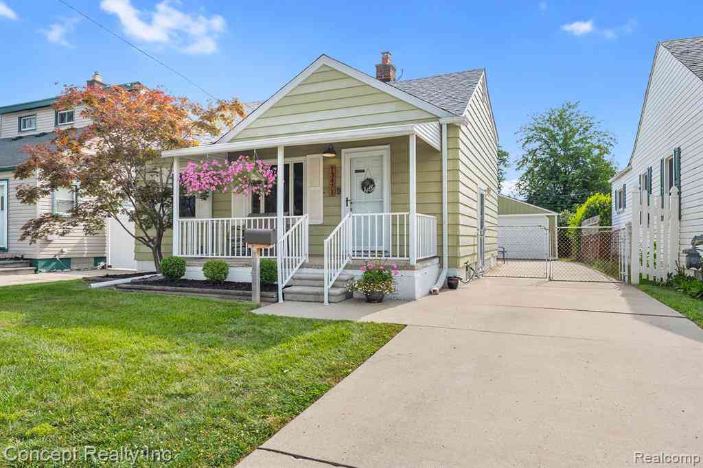 Homes For Sale - 13471 Poplar Street <br/> Southgate, MI 48195