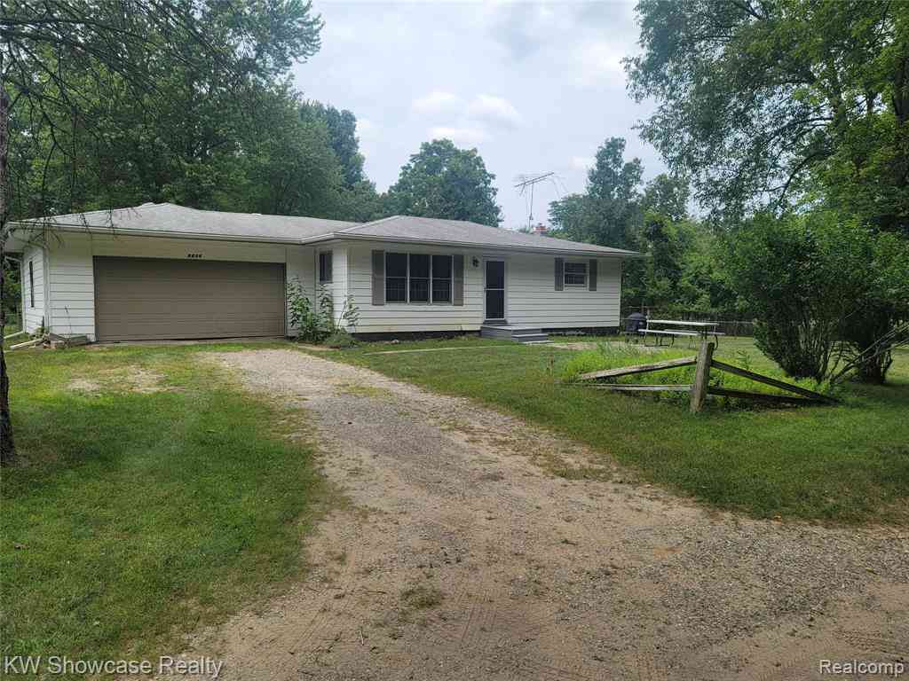 Homes For Sale - 8835 Long Lane <br/> Oakland County, Clawson, MI 48348