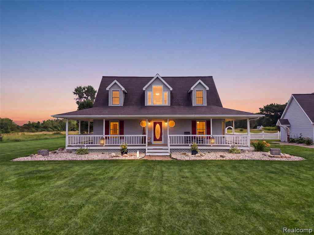 Homes For Sale - 9493 Ray Road <br/> Genesee County, Gaines, MI 48436