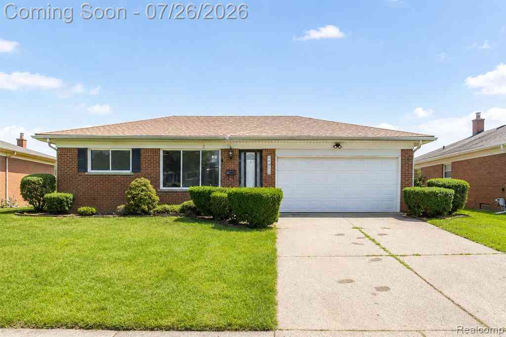 Homes For Sale - 25568 Thomas Drive <br/> Macomb County, Warren, MI 48091