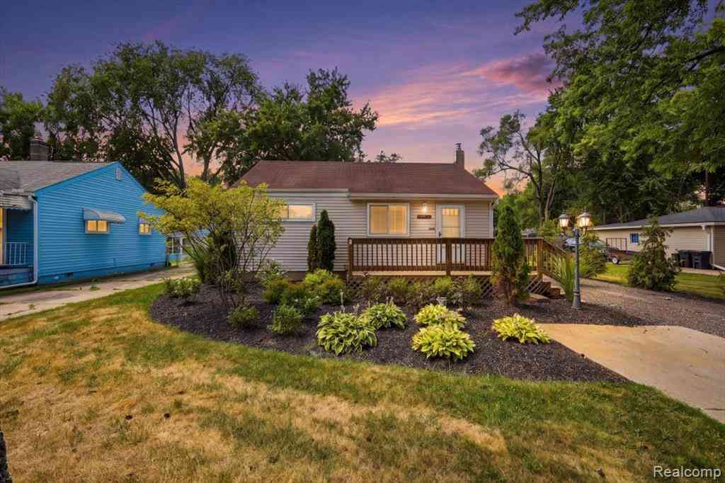 Homes For Rent - 5307 Drayton Road <br/> Clarkston, MI 48346