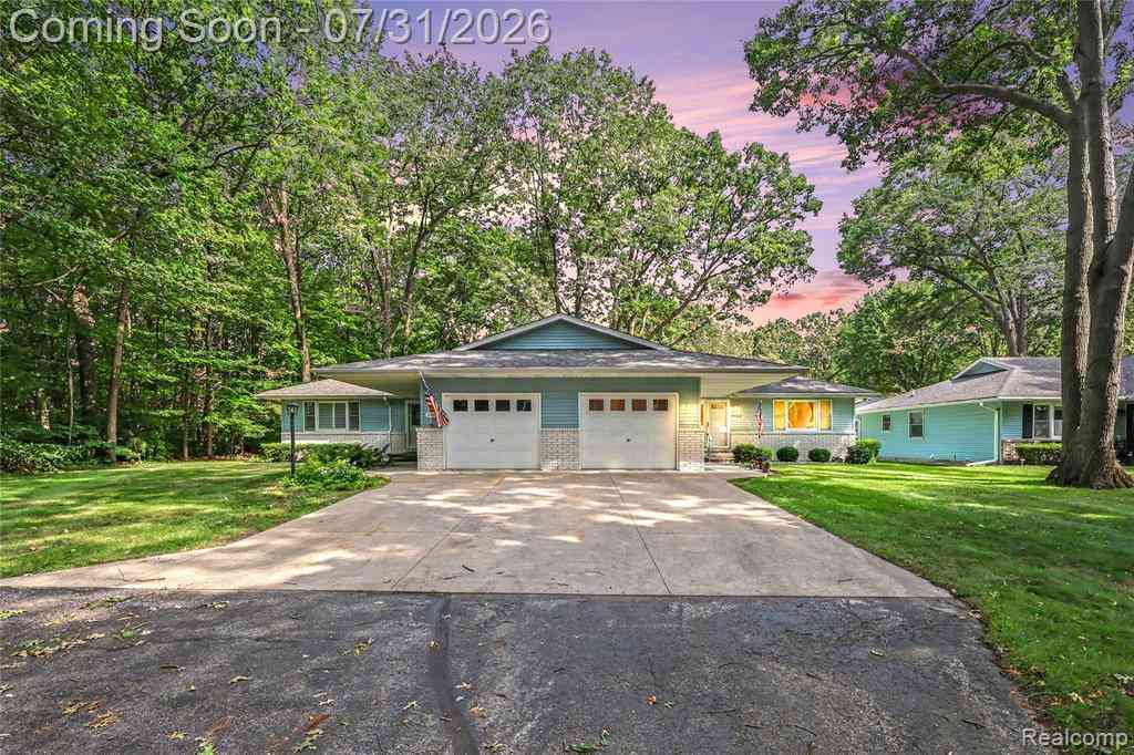 Condo For Sale - 3965 Butternut Court <br/> Saint Clair County, Port Huron, MI 48060