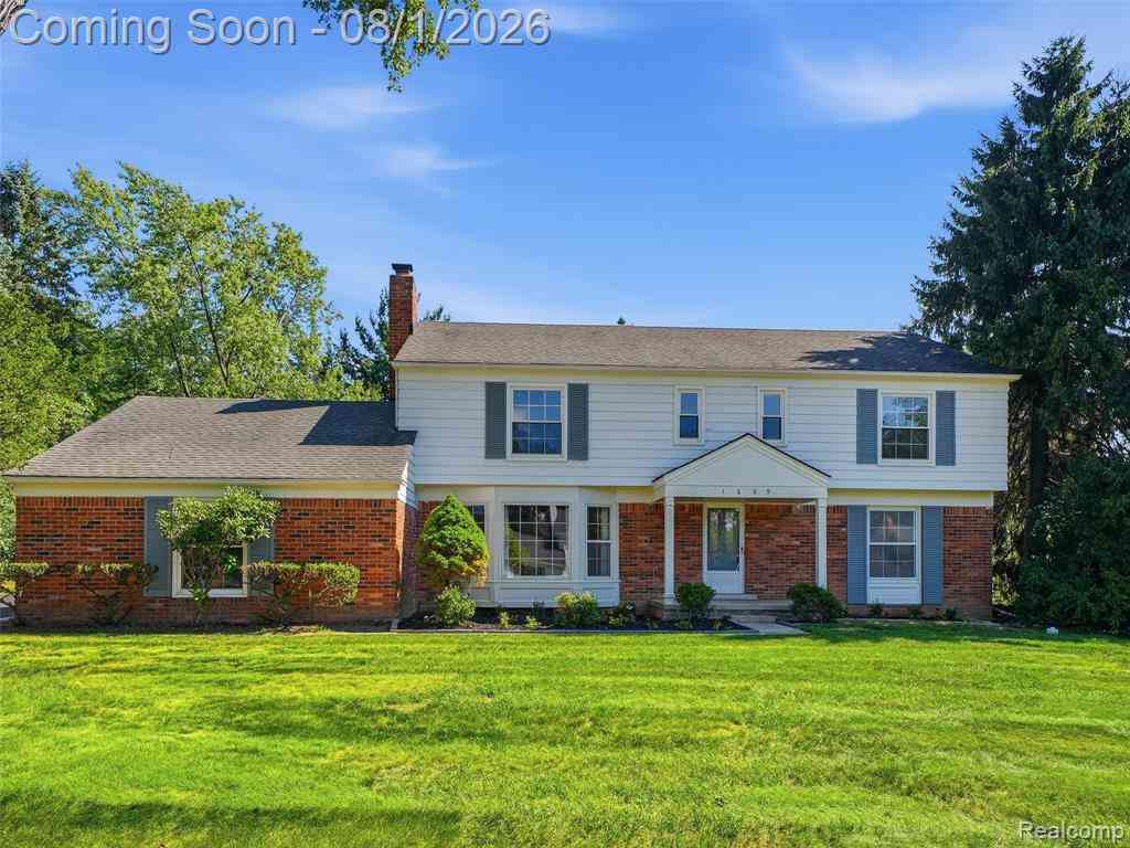 Homes For Sale - 1609 Cider Mill Road <br/> Bloomfield Hills, MI 48302