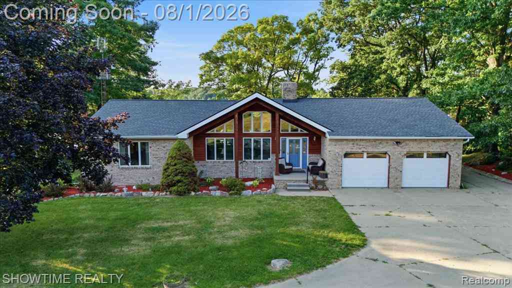 Homes For Sale - 4200 Pierce Road <br/> Lapeer, MI 48446