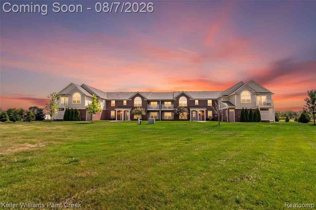 Condo For Sale - 22137 Aberdeen Drive  #99<br/> Macomb, MI 48042