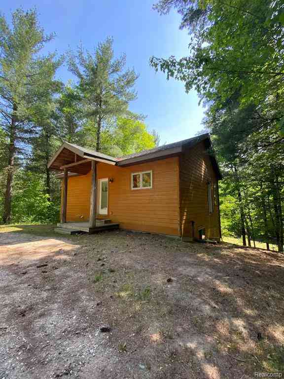 Homes For Sale - 2205 Sugar Woods Trail <br/> Gladwin, MI 48624