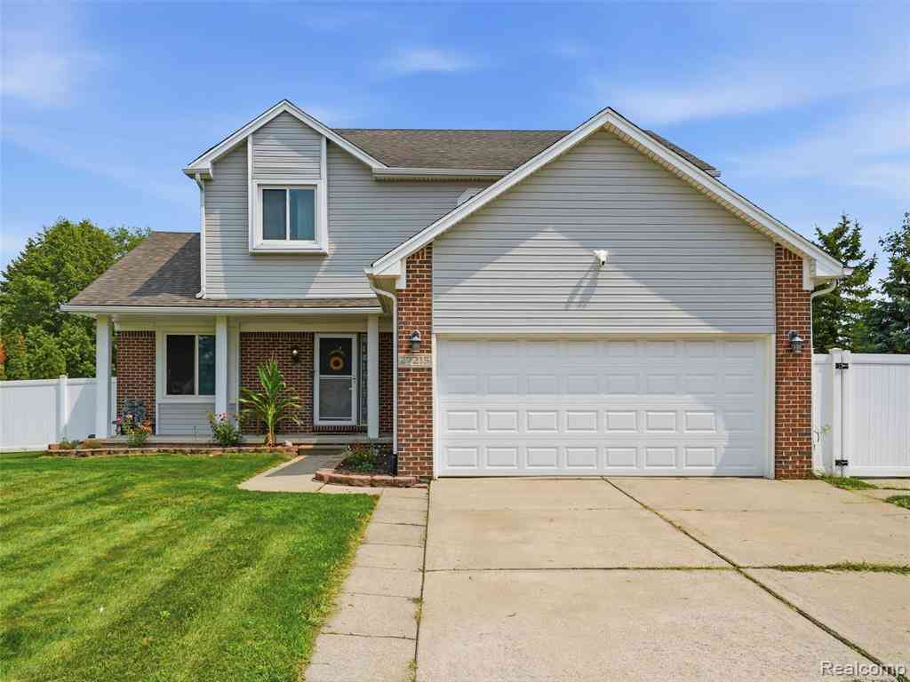 Homes For Sale - 27215 Eagle Court <br/> Macomb County, New Baltimore, MI 48051