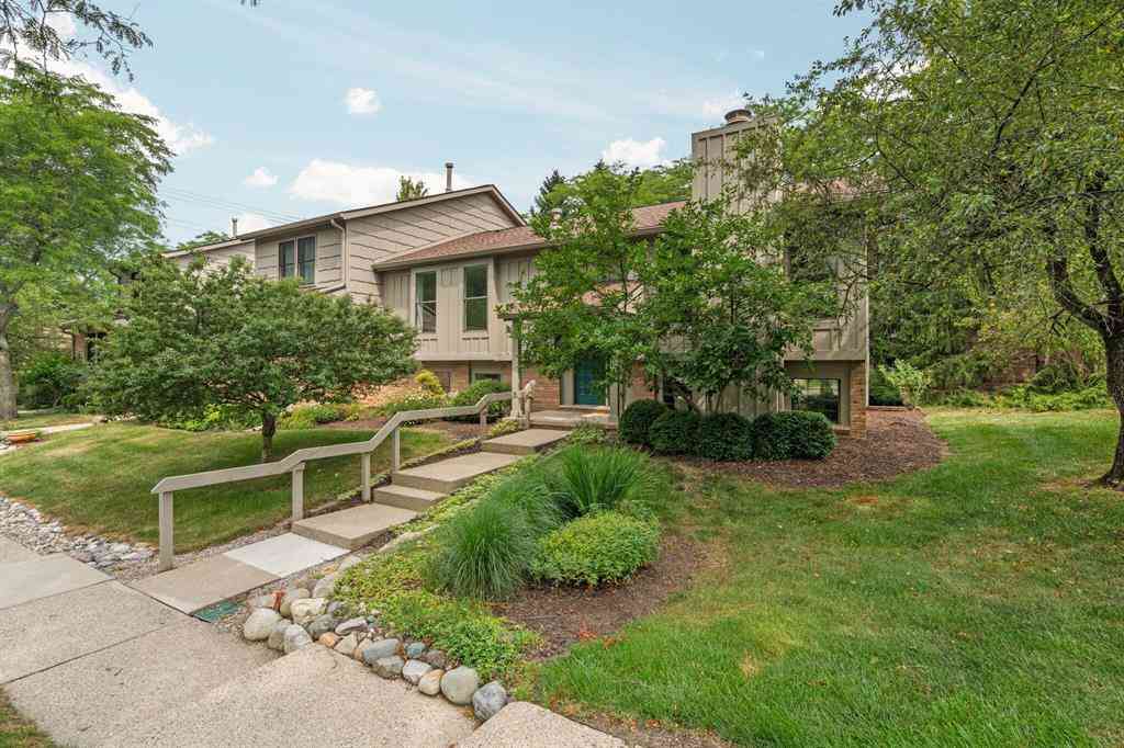 Condo For Sale - 2250 Rivenoak Court <br/> Ann Arbor, MI 00000