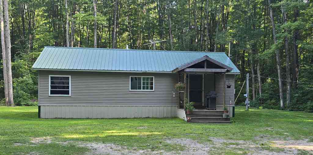 Homes For Sale - 212 3rd Avenue <br/> Alden, MI 49646