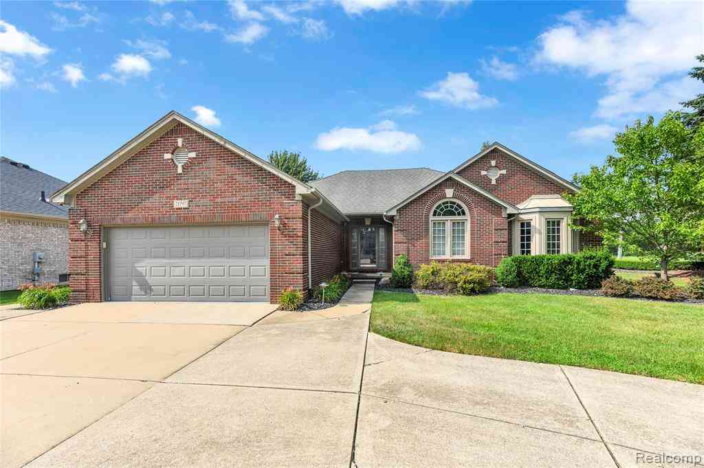 Homes For Sale - 21797 Sabrina Drive <br/> Macomb County, Macomb, MI 48044