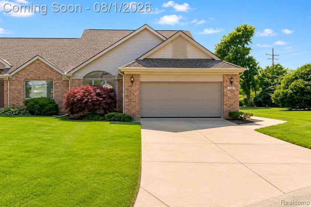 Condo For Sale - 1810 Pebble Creek Drive <br/> Canton, MI 48188