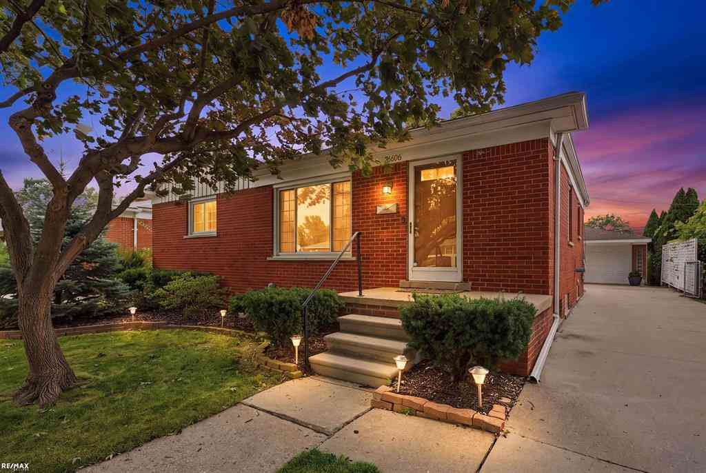 Homes For Sale - 21606 Arrowhead Street <br/> Macomb County, Saint Clair Shores, MI 48082