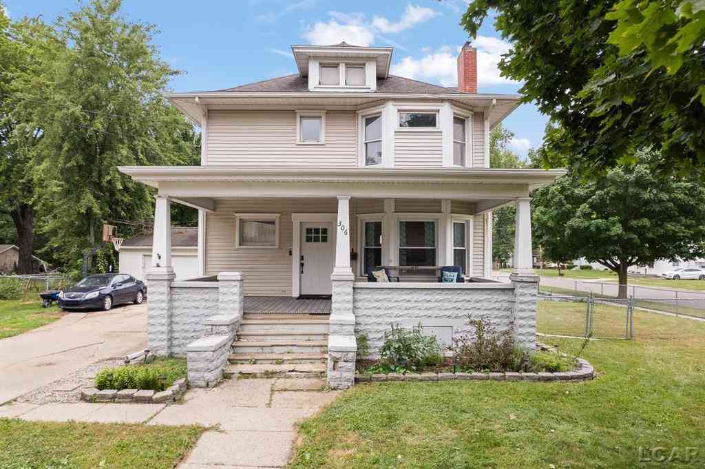 Homes For Sale - 306 N Mckenzie Street <br/> Adrian, MI 49221