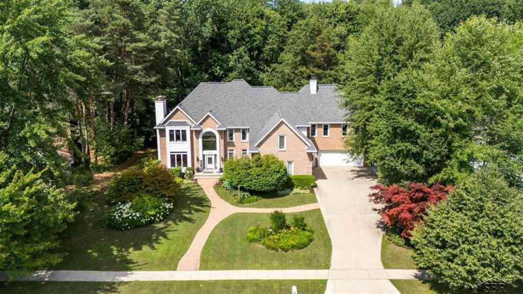 Homes For Sale - 5004 Warblers Way <br/> Midland County, Midland, MI 48640