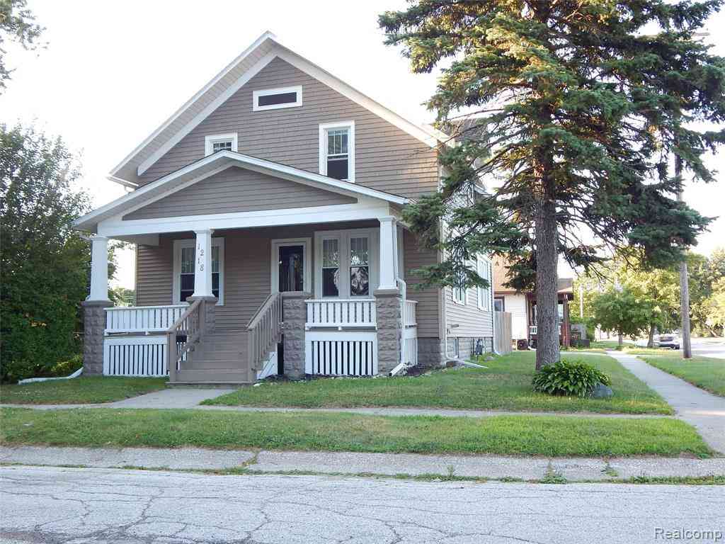 Homes For Sale - 1218 Stanton Street <br/> Saint Clair County, Port Huron, MI 48060