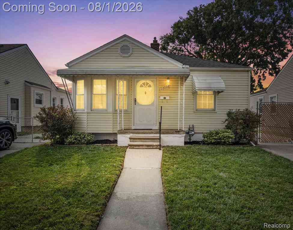 Homes For Sale - 17732 Harman Street <br/> Melvindale, MI 48122