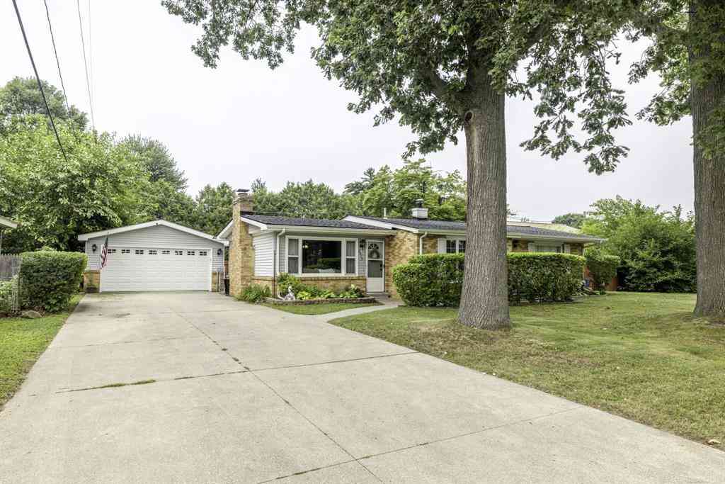 Homes For Sale - 2415 16th Avenue <br/> Saint Clair County, Port Huron, MI 48060