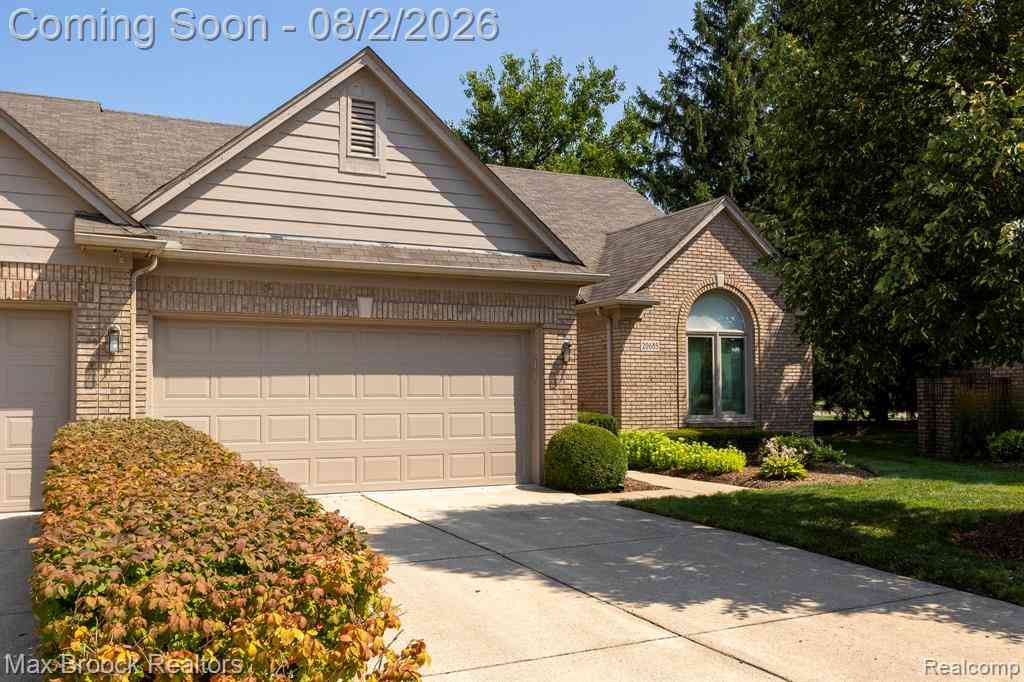 Condo For Sale - 20685 Hillsboro Drive <br/> Macomb, MI 48044