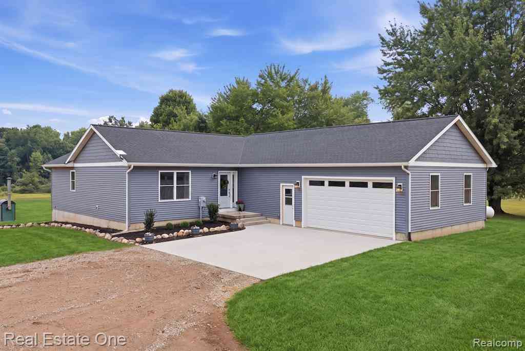 Homes For Sale - 1583 Tomlinson Road <br/> Mason, MI 48854