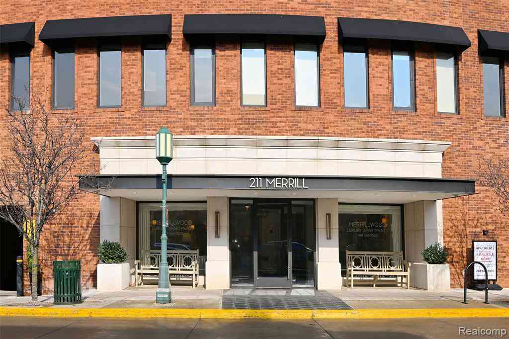 Condo For Rent - 211 E Merrill Street   #410<br/> Birmingham, MI 48009