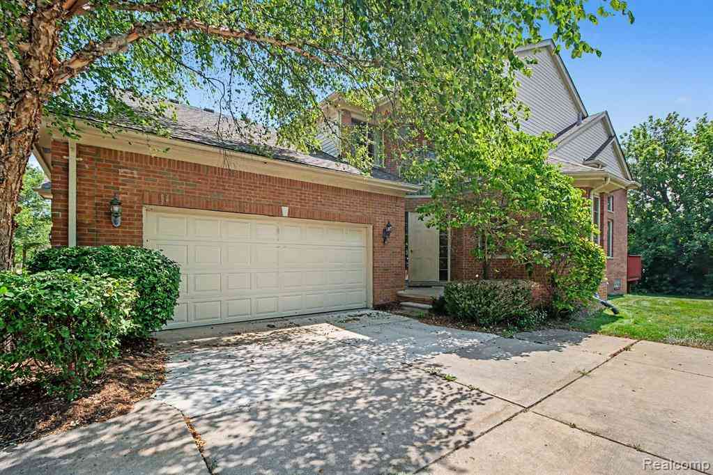 Condo For Sale - 1028 Maya Court  #UNIT<br/> Troy, MI 48085