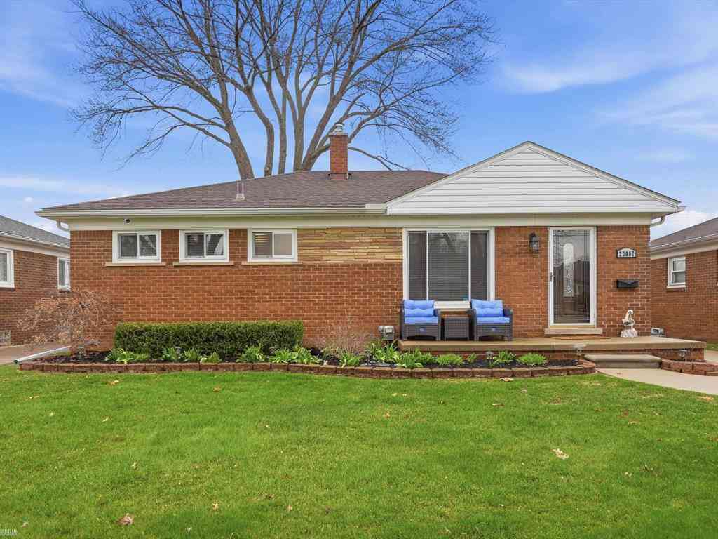 Homes For Sale - 22007 Trombly Street <br/> Saint Clair Shores, MI 48080