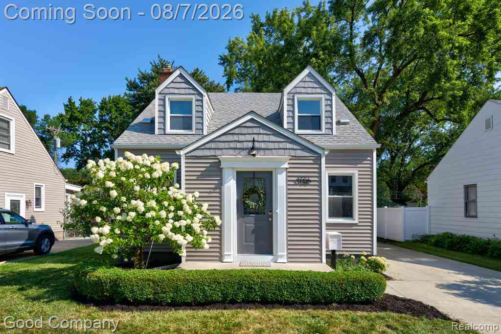 Homes For Sale - 1706 Eaton Road <br/> Berkley, MI 48072