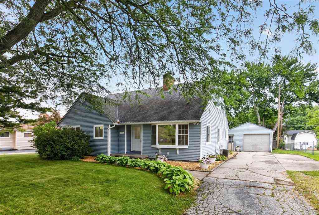 Homes For Sale - 5456 Adrian Street <br/> Saginaw, MI 48603