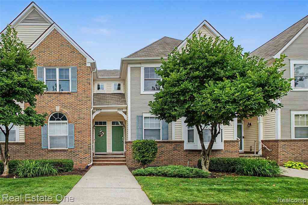 Condo For Sale - 2202 Paradise Trail <br/> Oakland County, Oxford, MI 48371